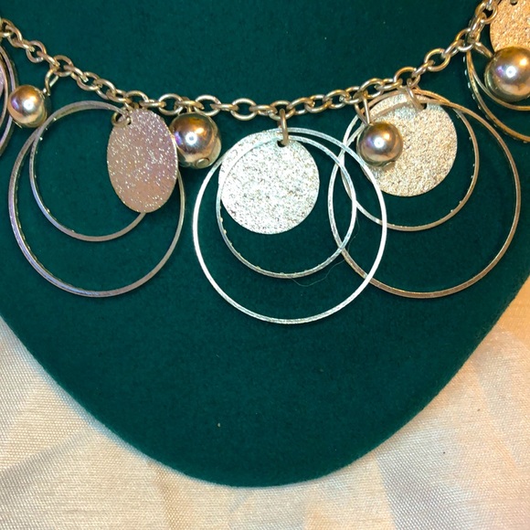 Necklace 🚨Sold 🚨 - Picture 3 of 3